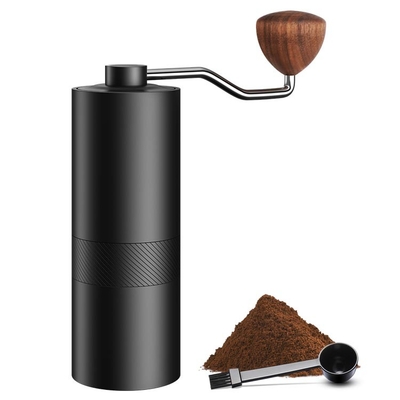 De hand stelde Handburr coffee grinder hand crank Kegelburr for business gifts in werking